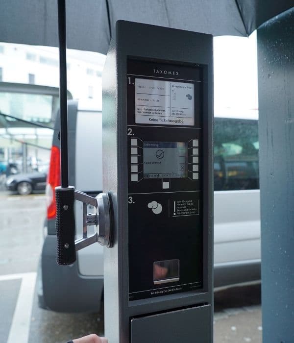 picture of an installed parking meter, Taxomex